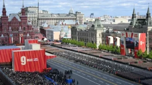 Chủ tịch Trung Quốc Tập Cận Bình dự lễ duyệt binh Ngày Chiến thắng cùng Tổng thống Nga Putin (9/5/2025) 8 Lễ duyệt binh long trọng tại Moscow, Nga.